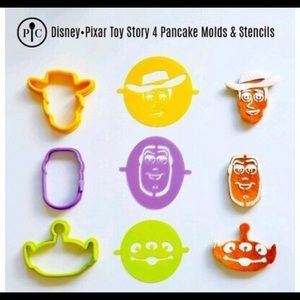 Pampered Chef Toy Story Pancake Set
